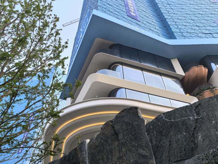 PVDF自清洁岩彩涂料
